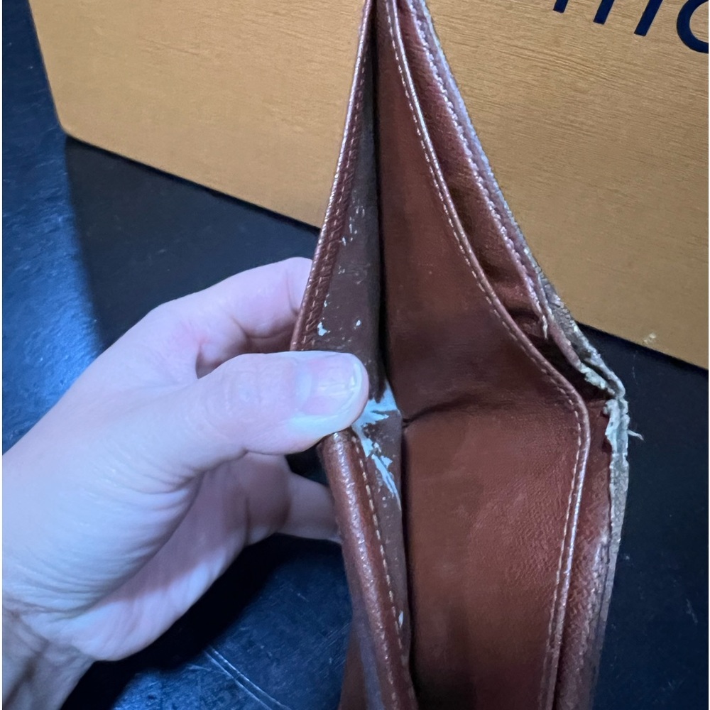 Authentic vintage LV Monogram Men’s wallet. - Picture 9 of 9